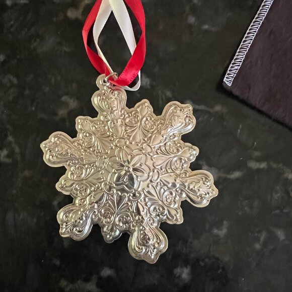 Vintage Towle Sterling Silver Snowflake, Old Master Annual 2003 - Picture 3 of 3